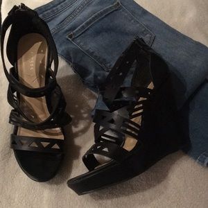 Chinese Laundry Black Strappy Wedges